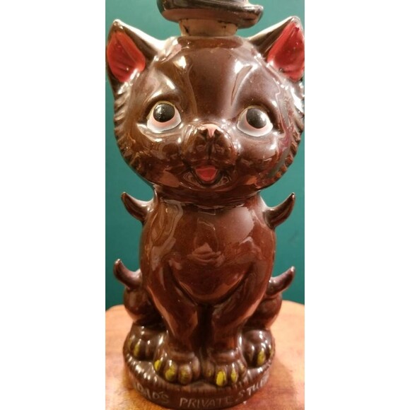 Dad's Private Stuff Cat in Top Hat Liquor Decanter W/ 3 Shot Glasses 8"X3.5"X3" - Picture 3 of 7